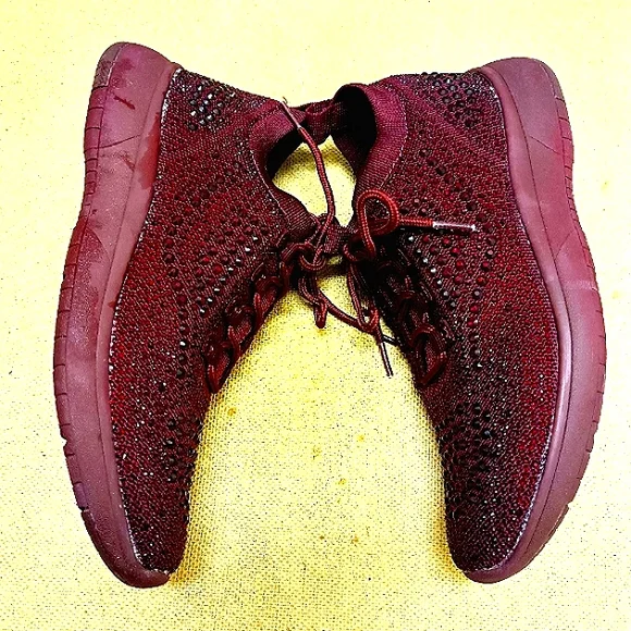 Blondo Kanon Rhinestones Sneakers Casual Upscale Athletic Shoes Size 7.5 Maroon - Picture 6 of 17